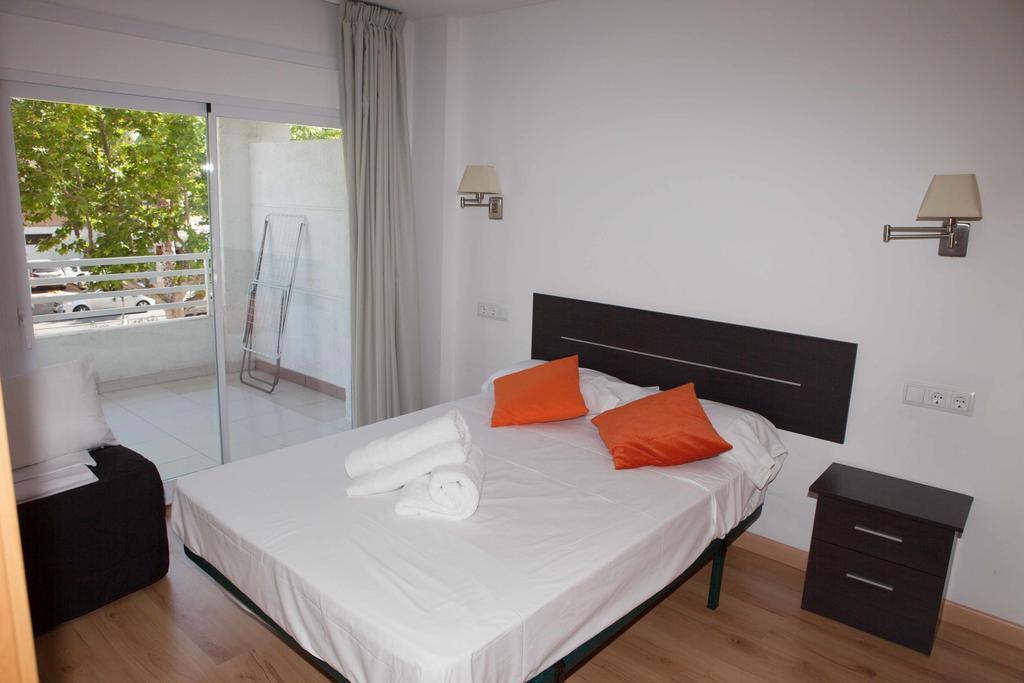 Costa Dorada Apartments Salou Bagian luar foto