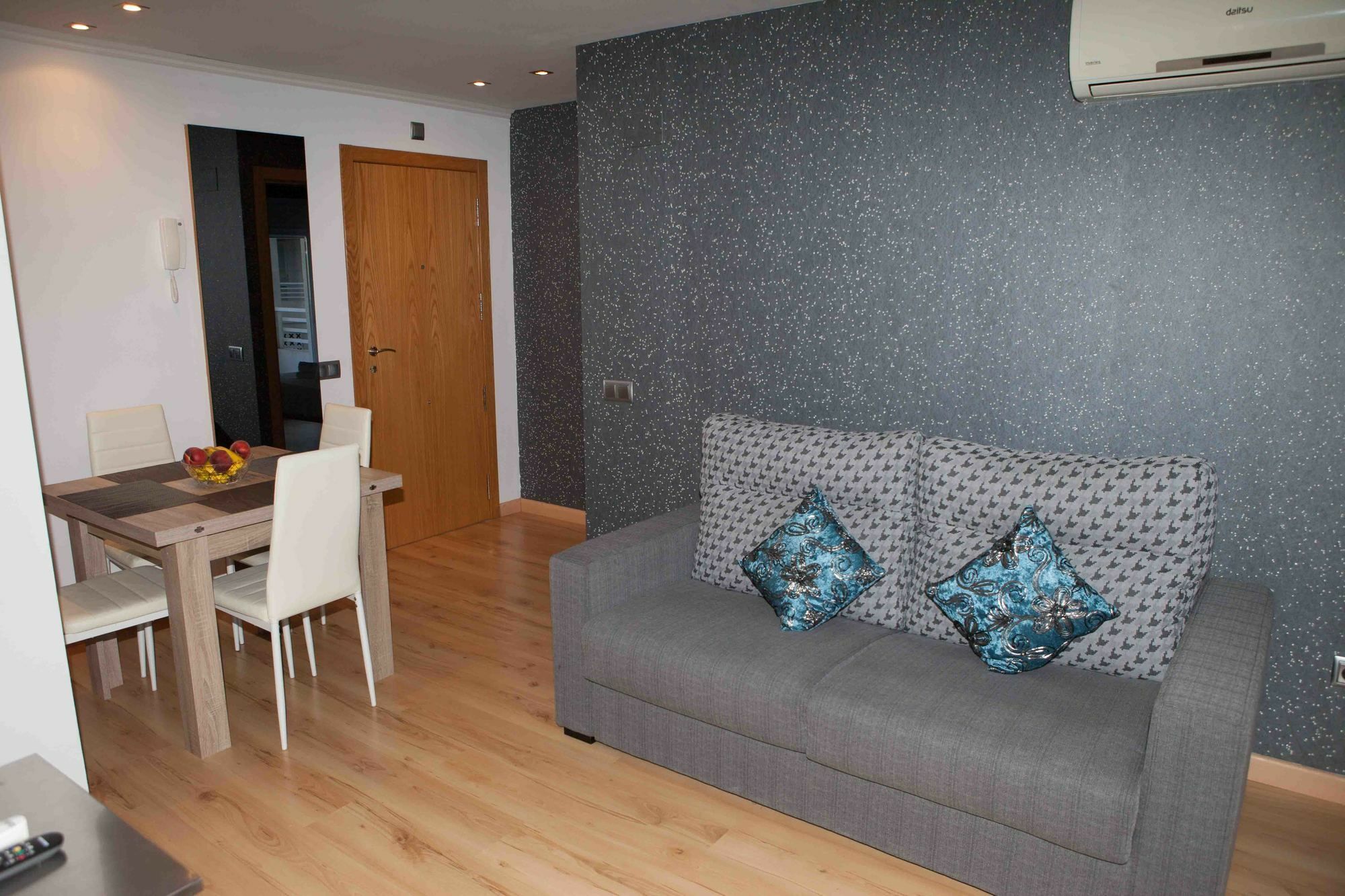 Costa Dorada Apartments Salou Bagian luar foto
