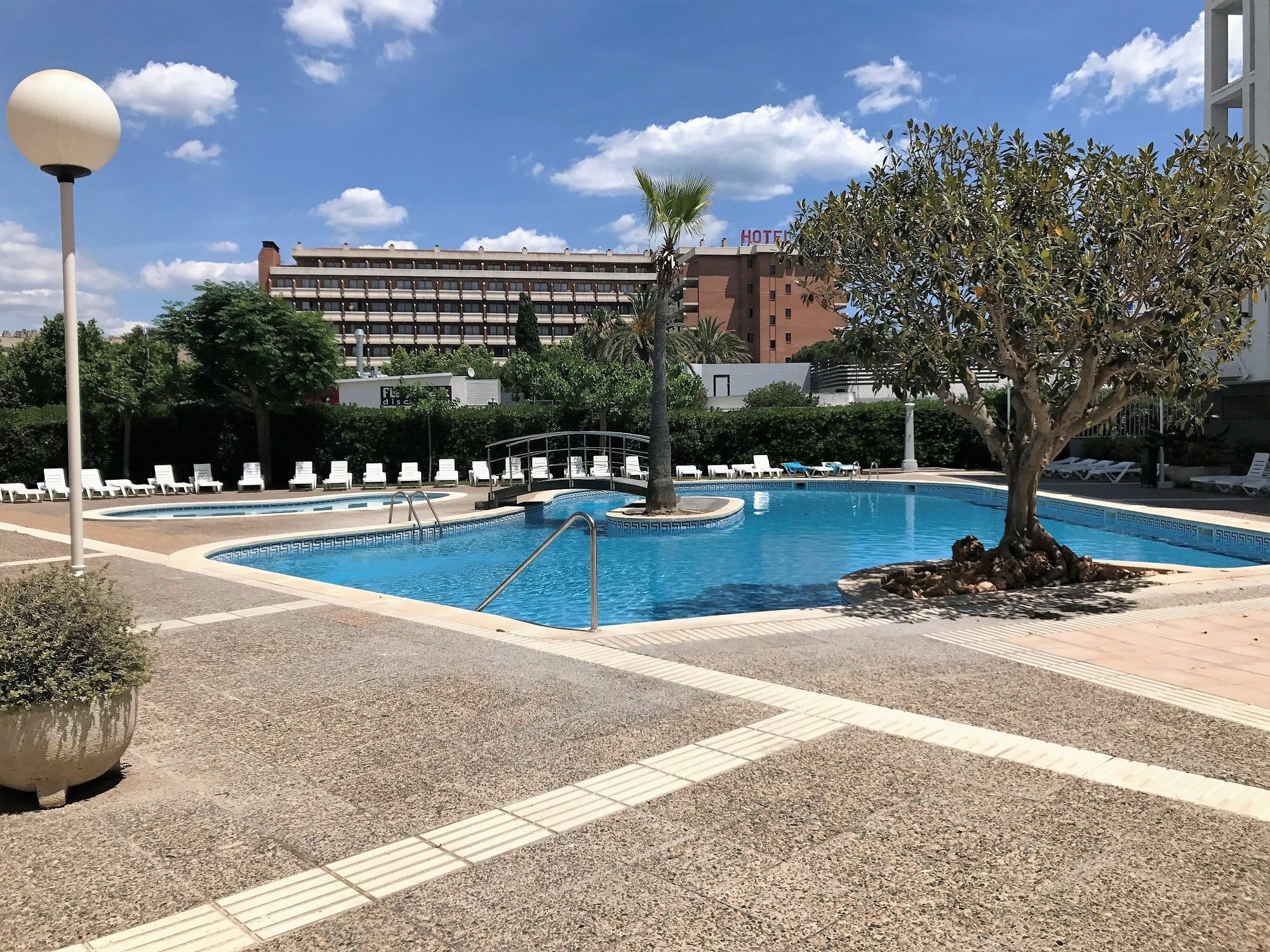 Costa Dorada Apartments Salou Bagian luar foto